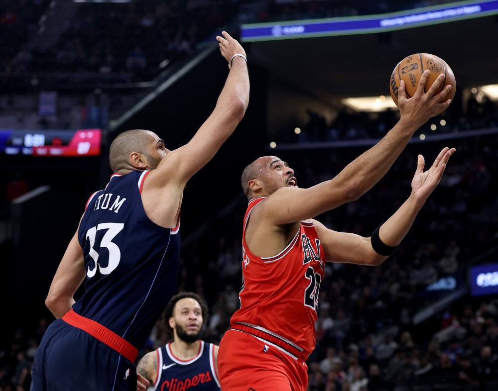 更是进攻战 更是进攻战